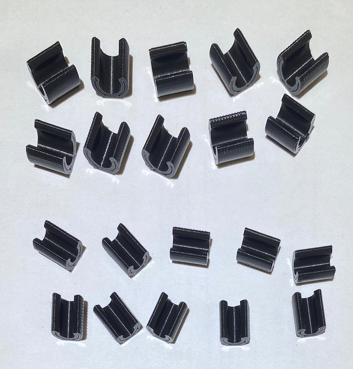 Fuel line Retaining Clips. 6mm & 4mm (10 pcs ea)